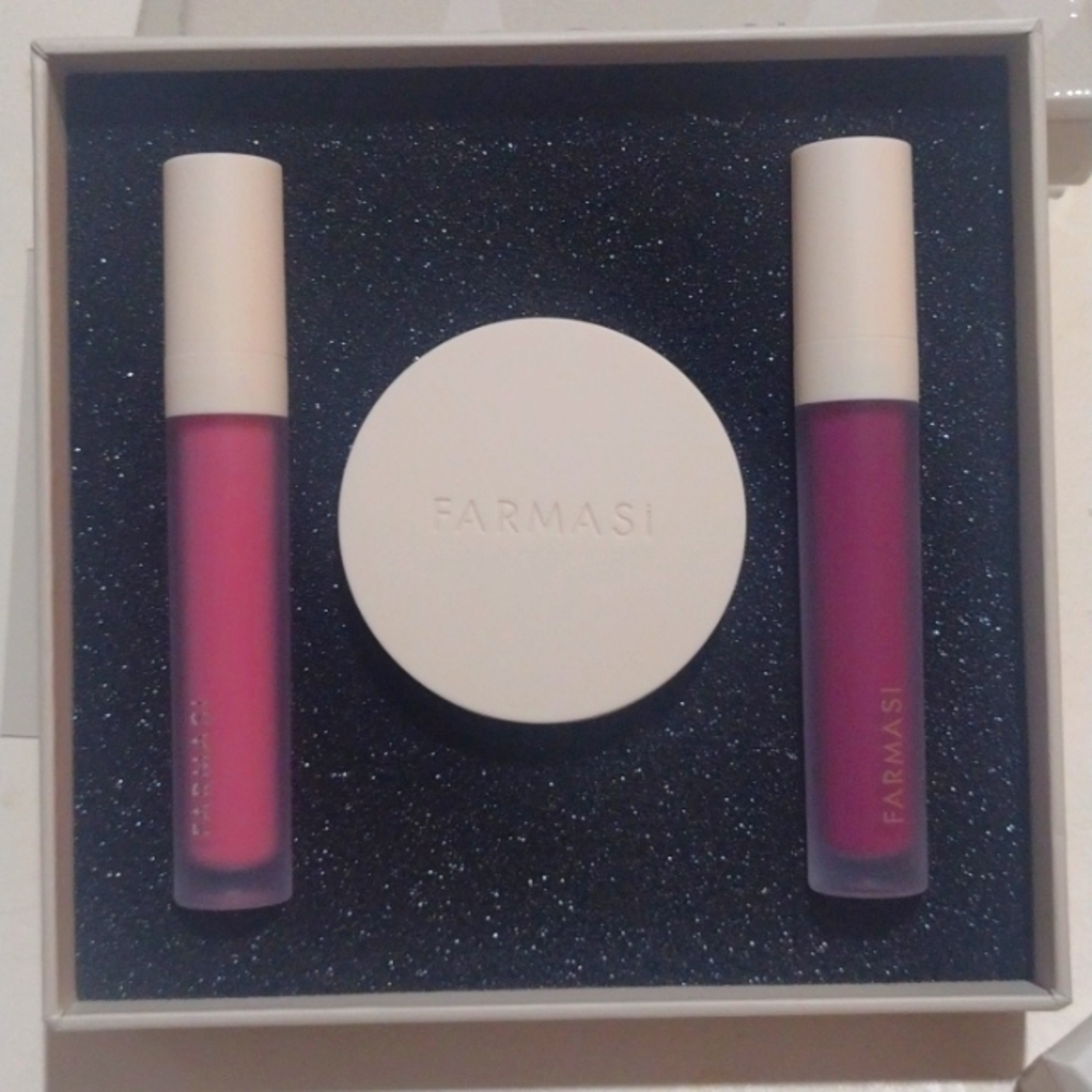 X♥️X♥️ Farmasi lipstick set, 3pc